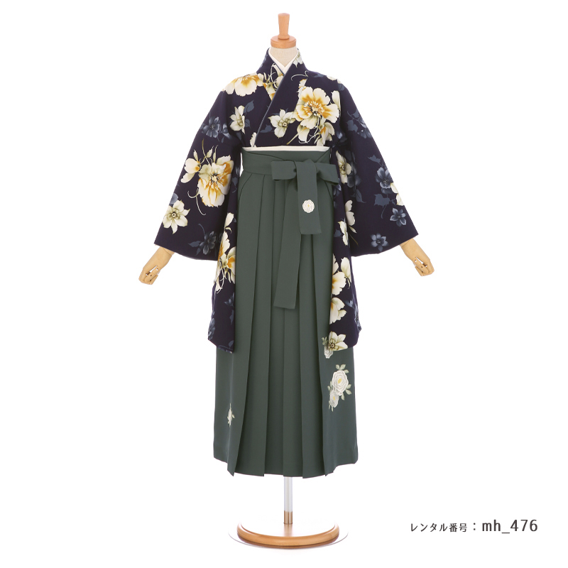 袴を着たモデル画像