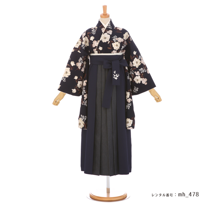 袴を着たモデル画像