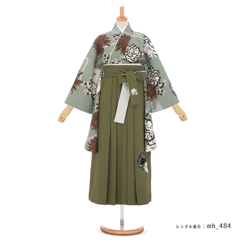 袴を着たモデル画像