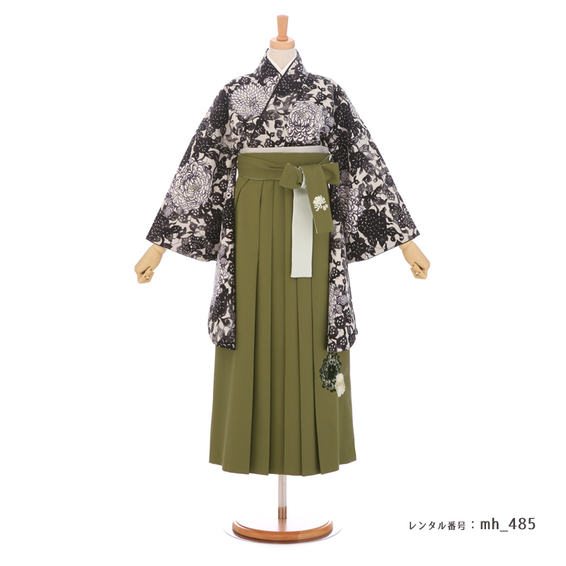 袴を着たモデル画像