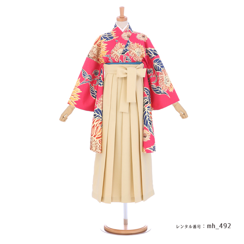 袴を着たモデル画像