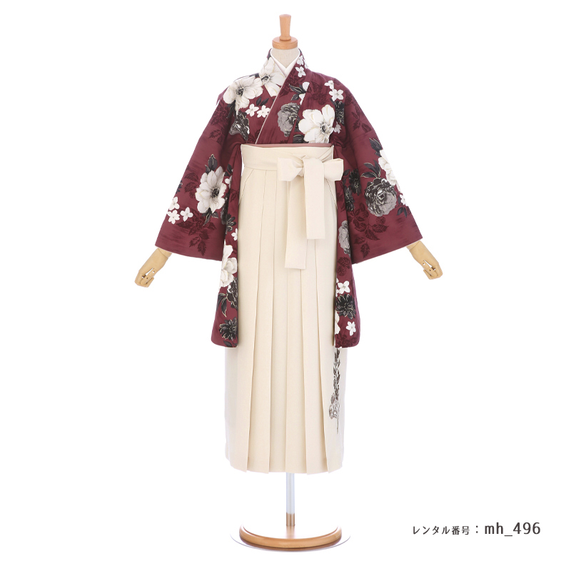 袴を着たモデル画像