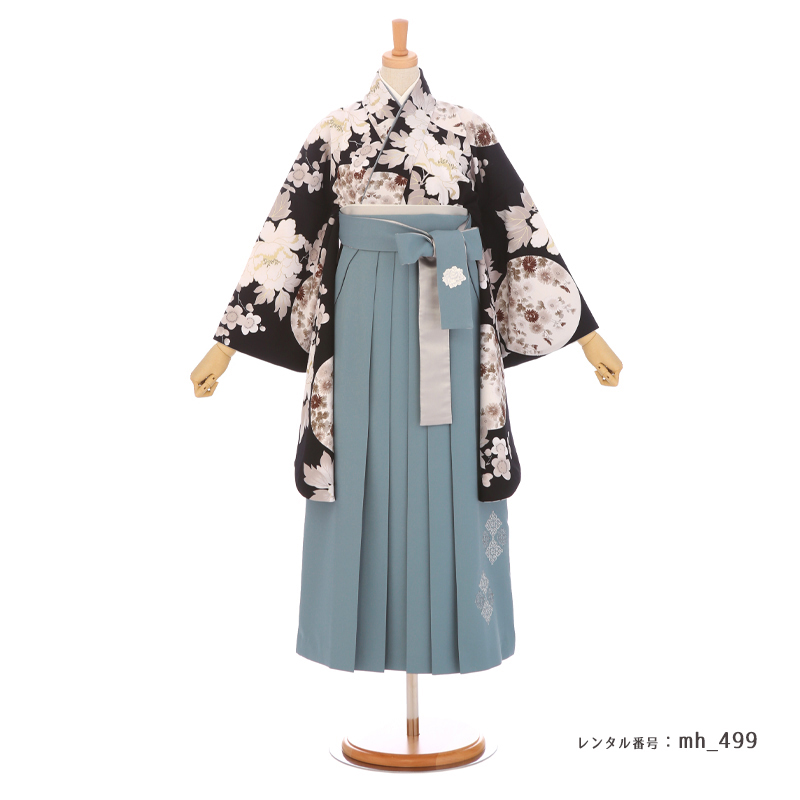 袴を着たモデル画像